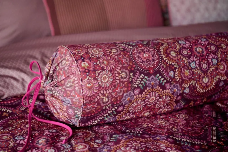 Rolkussen Il Mosaico Donkerrood