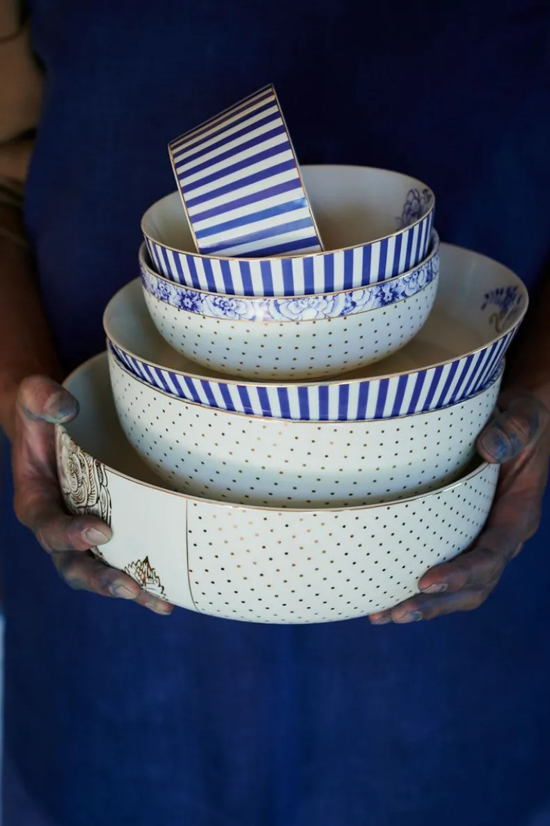 Royal White Kom 23 Cm