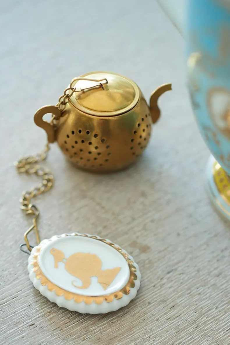 Royal White Thee-Ei Medaillon