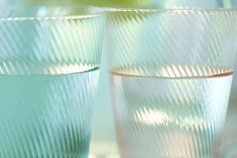 Water Glas Gedraaid Blauw